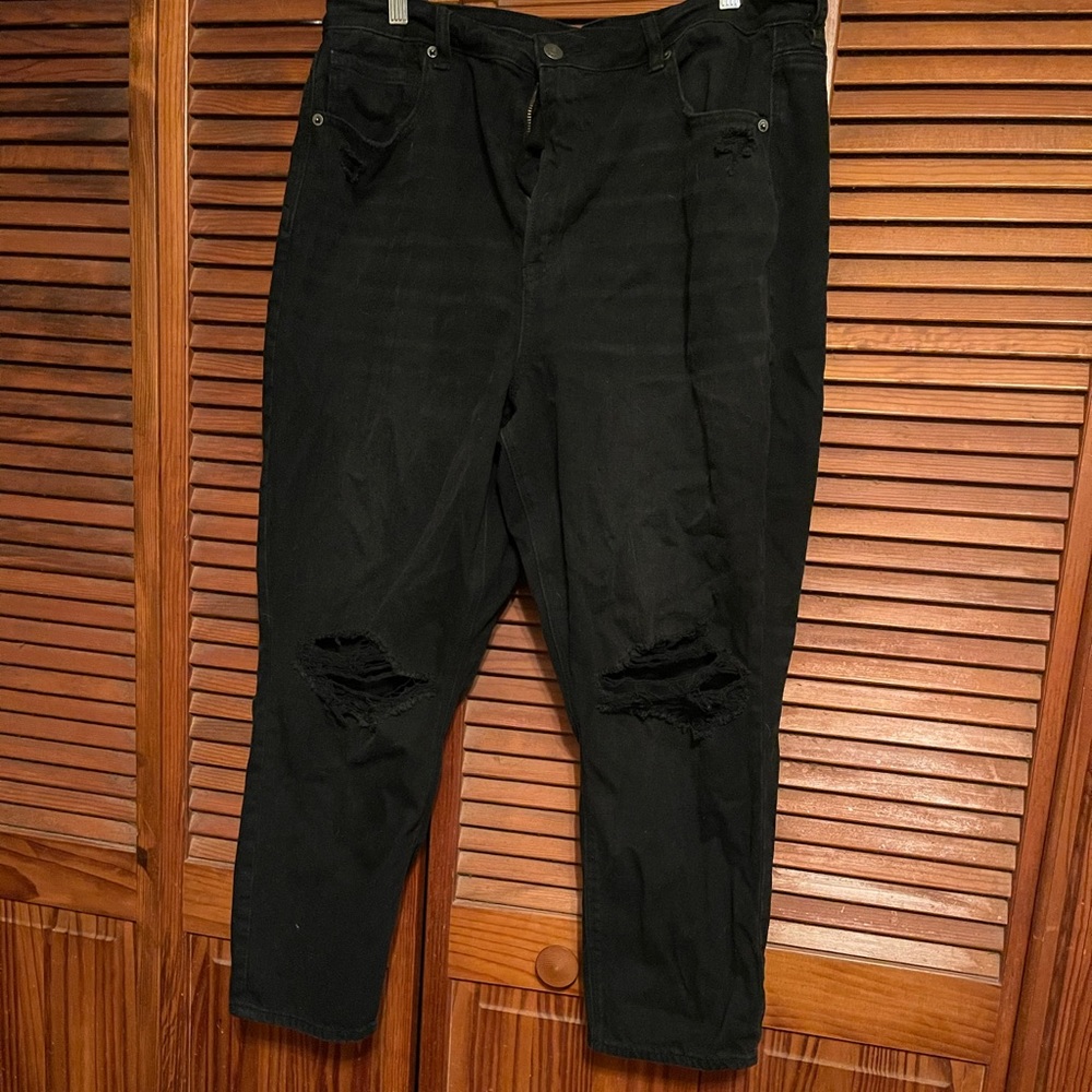 American Eagle mom jeans